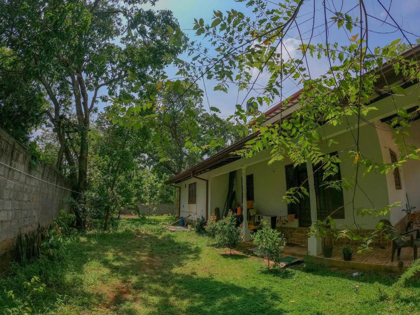 The Sigiriya White House Apartment Bagian luar foto